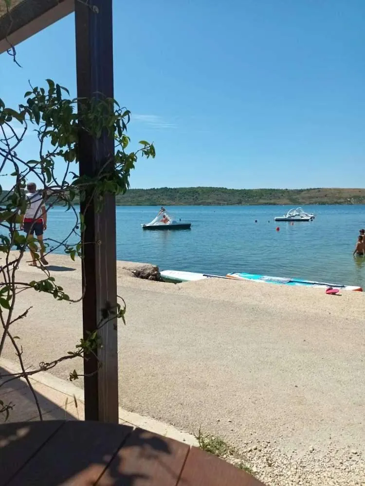 Apartmani Lipa Rtina 0*,